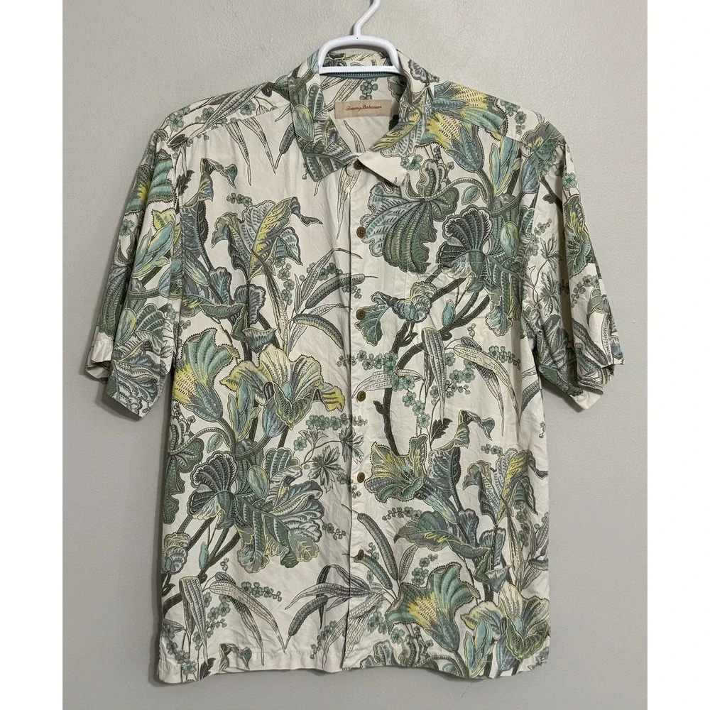 Tommy Bahama Men Large Silk Floral Textured Short Sleeve Hawaiian Button Shirt - Picture 2 of 4